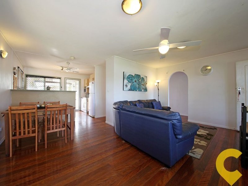 1 Station Street (1071 Anzac Avenue), Petrie QLD 4502