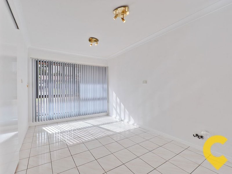 4 Cocas Street, Regents Park QLD 4118