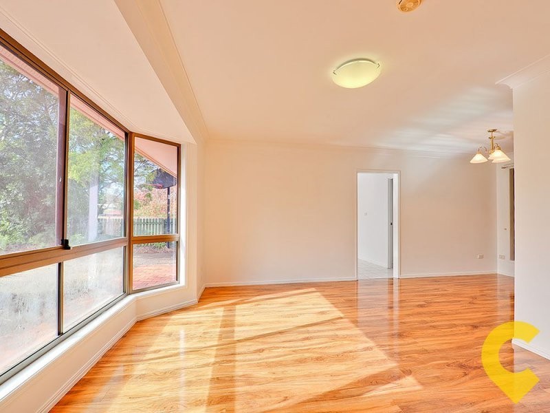 4 Cocas Street, Regents Park QLD 4118