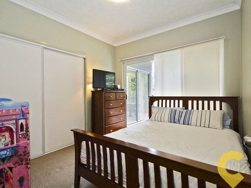 3/654 Kingsford Smith Drive, Hamilton QLD 4007