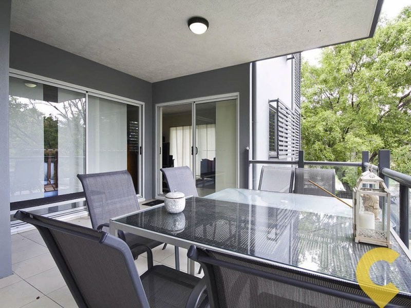 3/654 Kingsford Smith Drive, Hamilton QLD 4007