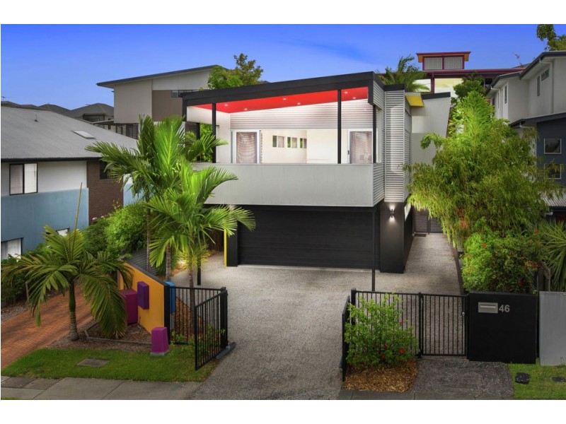 46 Tenth Avenue, Windsor QLD 4030