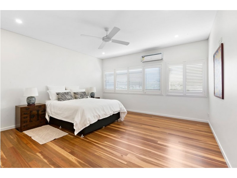 46 Tenth Avenue, Windsor QLD 4030