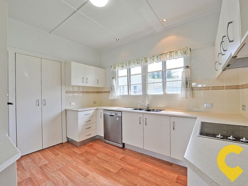 12 Brown Parade, Ashgrove QLD 4060