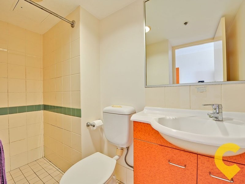621/9 Castlebar Street, Kangaroo Point QLD 4169