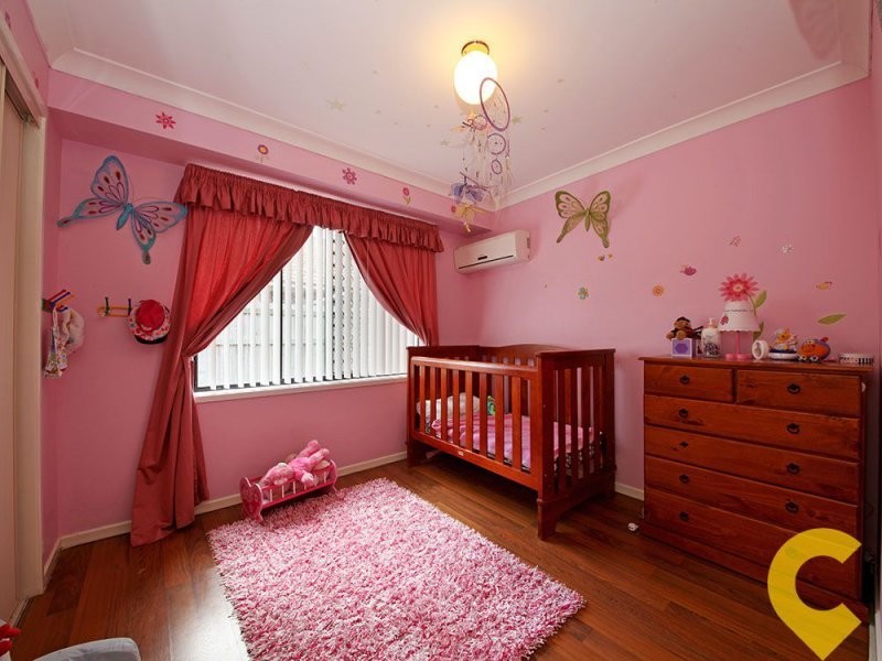 11 Schoolside Place, Bracken Ridge QLD 4017