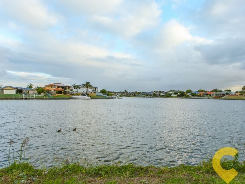 130 The Peninsula, Helensvale QLD 4212