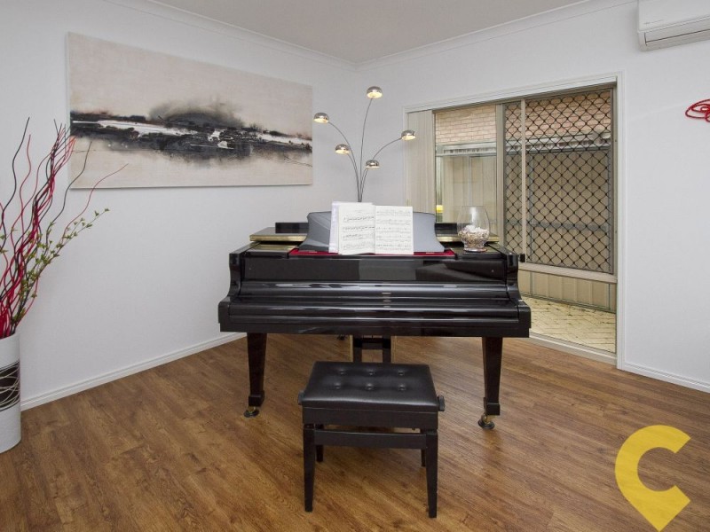 25 Cottonwood Circuit, North Lakes QLD 4509