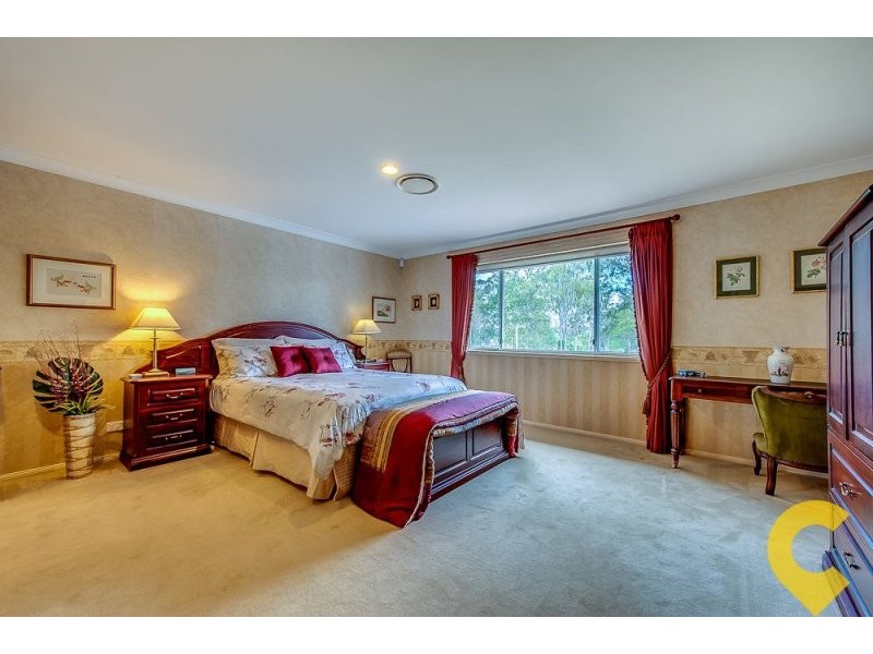 1 Palmetto Place, Bridgeman Downs QLD 4035