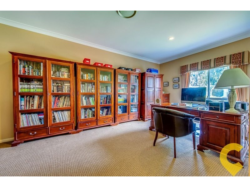 1 Palmetto Place, Bridgeman Downs QLD 4035