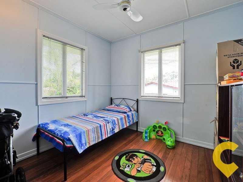 11 Rainbow Street, Sandgate QLD 4017