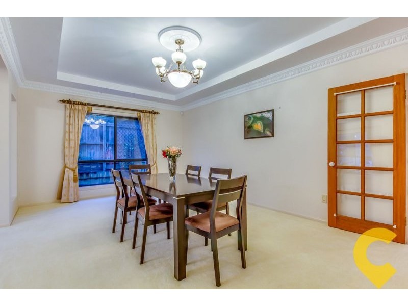 10 Eaton Place, Sunnybank Hills QLD 4109