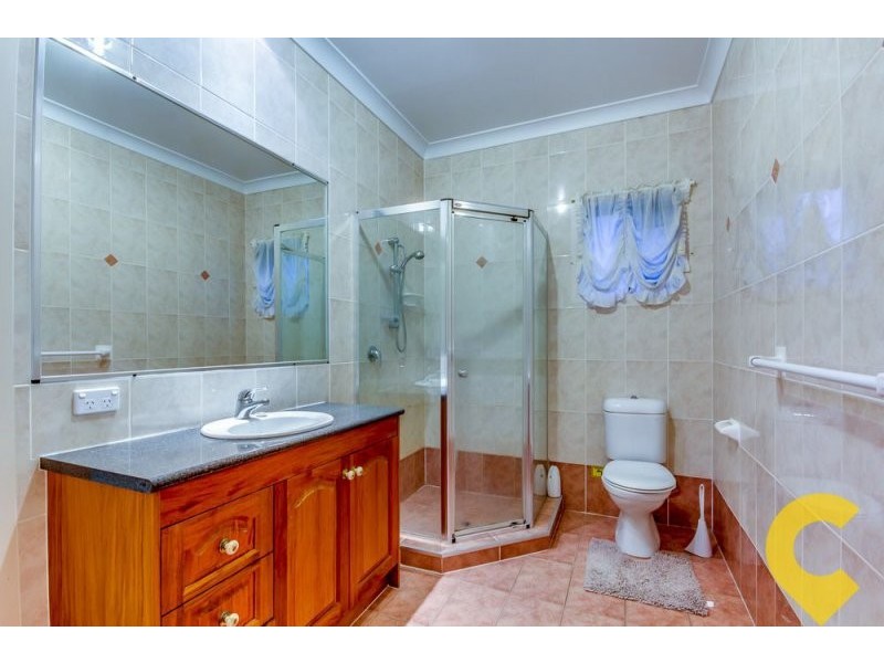 10 Eaton Place, Sunnybank Hills QLD 4109