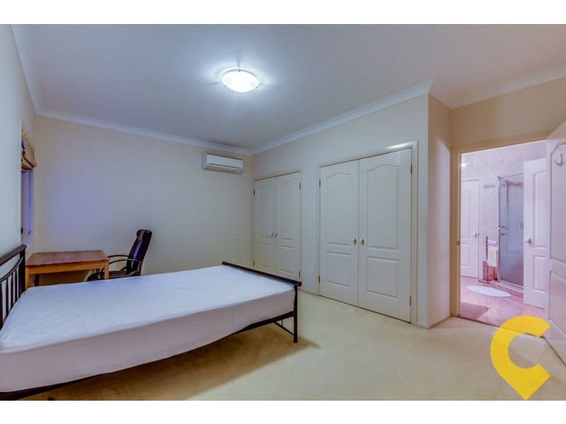 10 Eaton Place, Sunnybank Hills QLD 4109