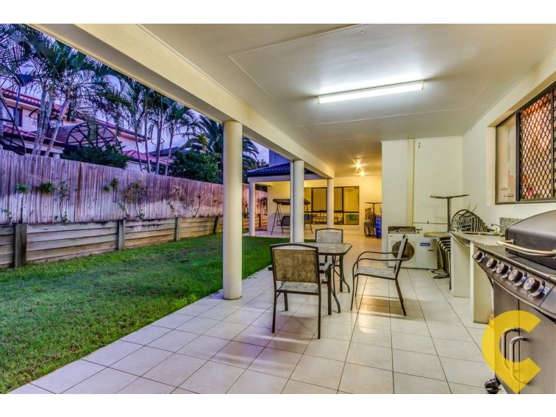 10 Eaton Place, Sunnybank Hills QLD 4109