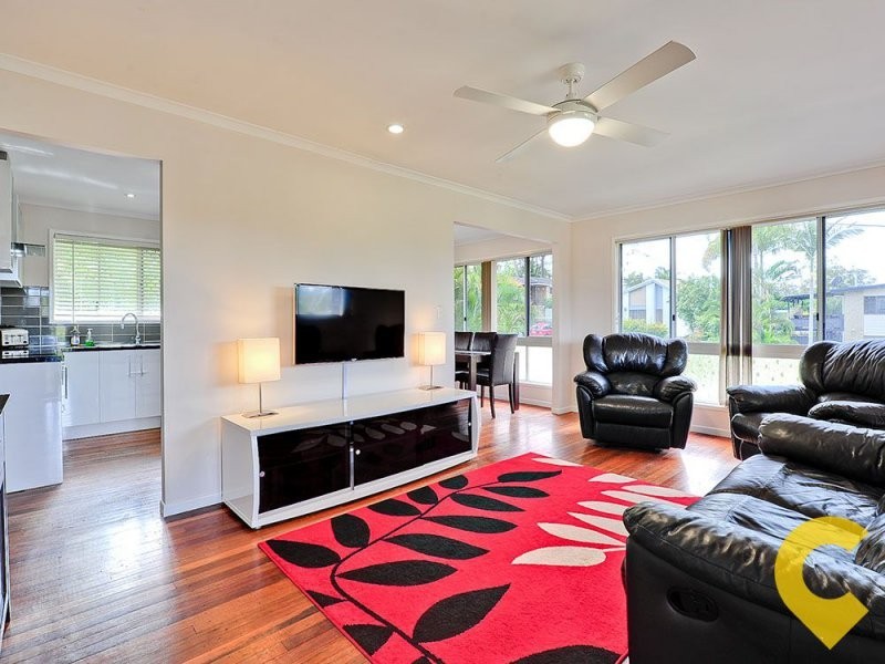 24 Illoura Street, Petrie QLD 4502