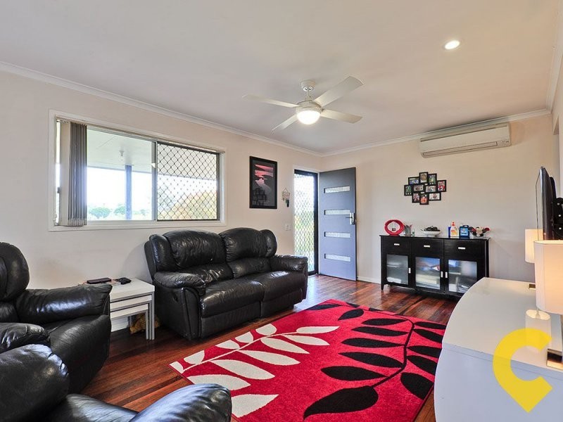 24 Illoura Street, Petrie QLD 4502