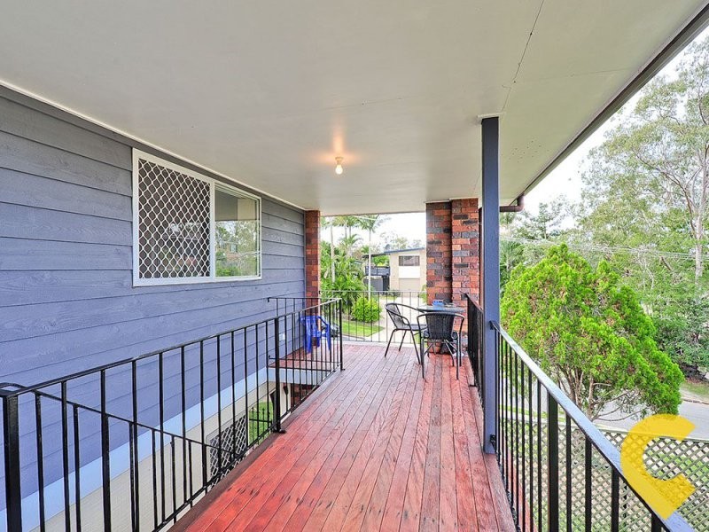 24 Illoura Street, Petrie QLD 4502