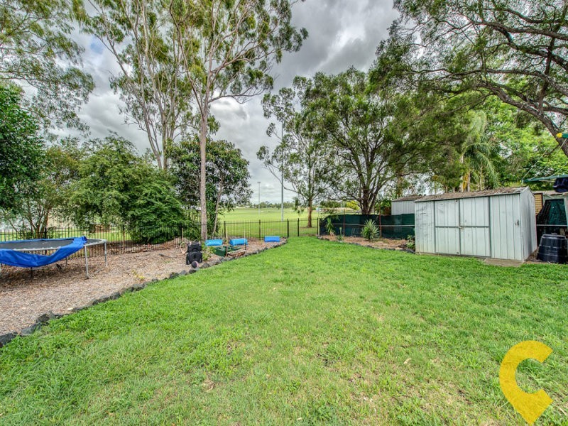 53 Russell Street, Silkstone QLD 4304