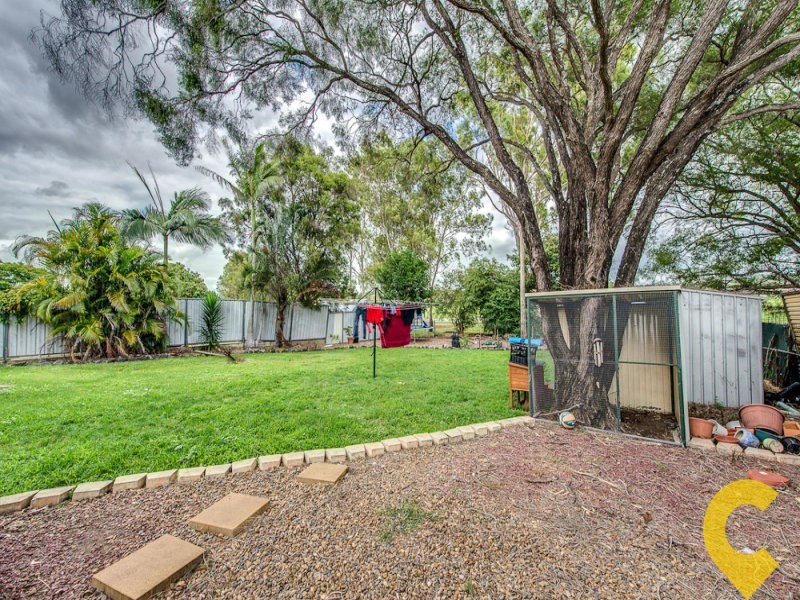 53 Russell Street, Silkstone QLD 4304