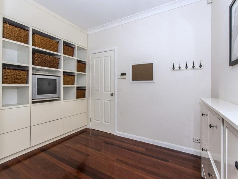 26 Fiddlewood Place, Bridgeman Downs QLD 4035