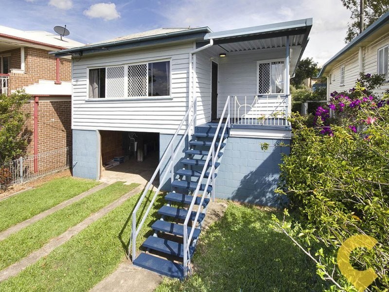 18 Halcomb Street, Zillmere QLD 4034