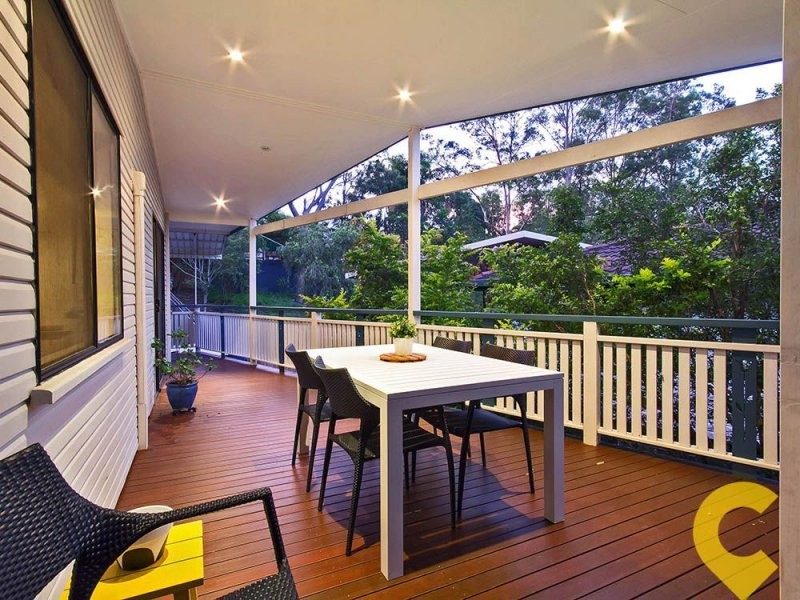 23 Tarnook Drive, Ferny Hills QLD 4055