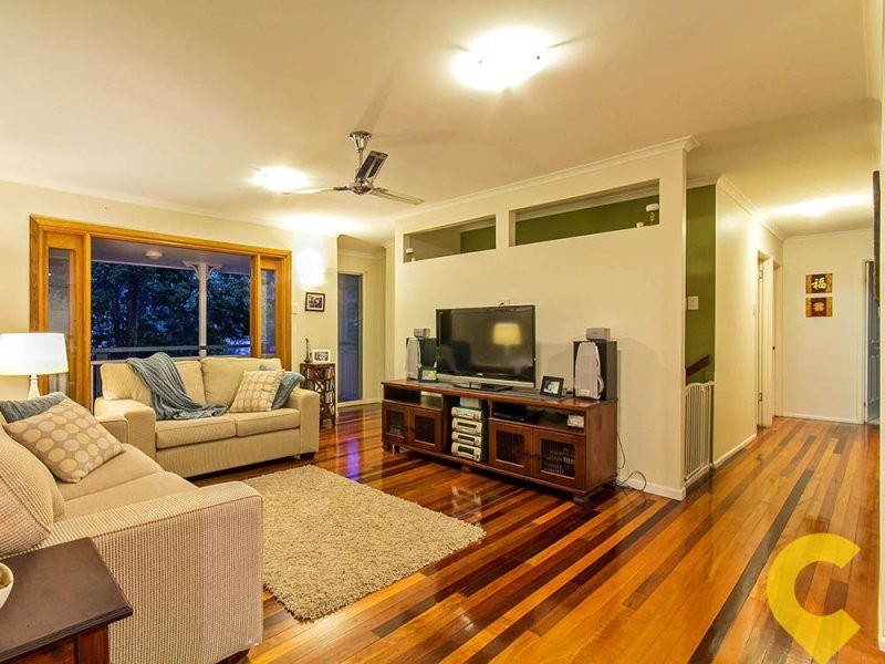 23 Tarnook Drive, Ferny Hills QLD 4055