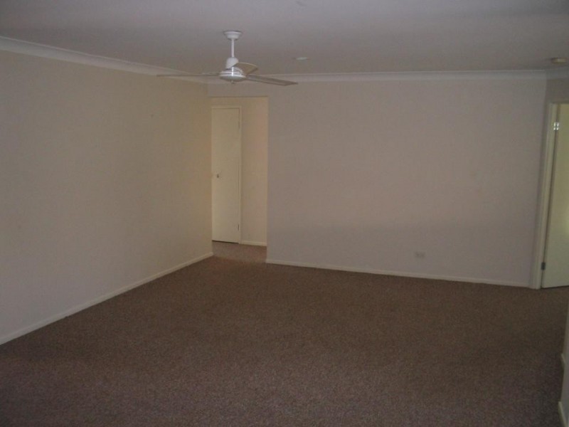 21 Minnelli Place, Mcdowall QLD 4053