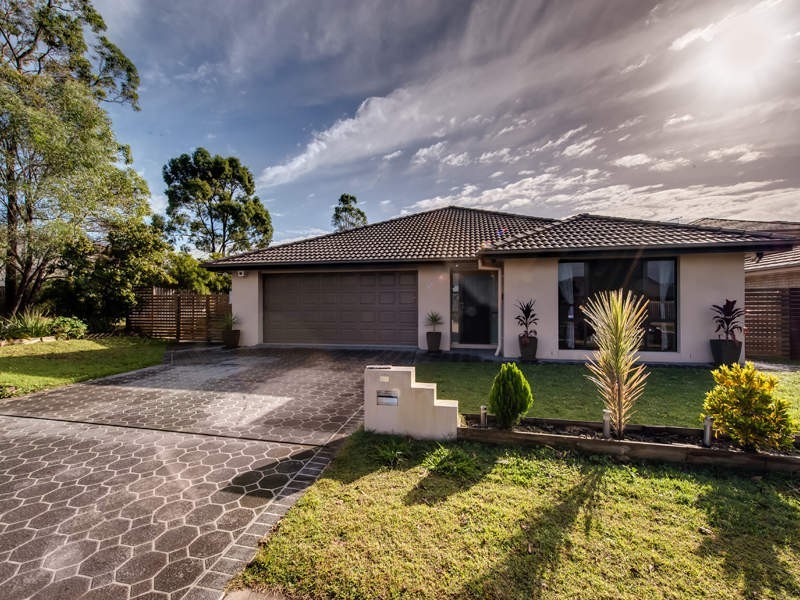 93 Parkwood Drive, Heathwood QLD 4110