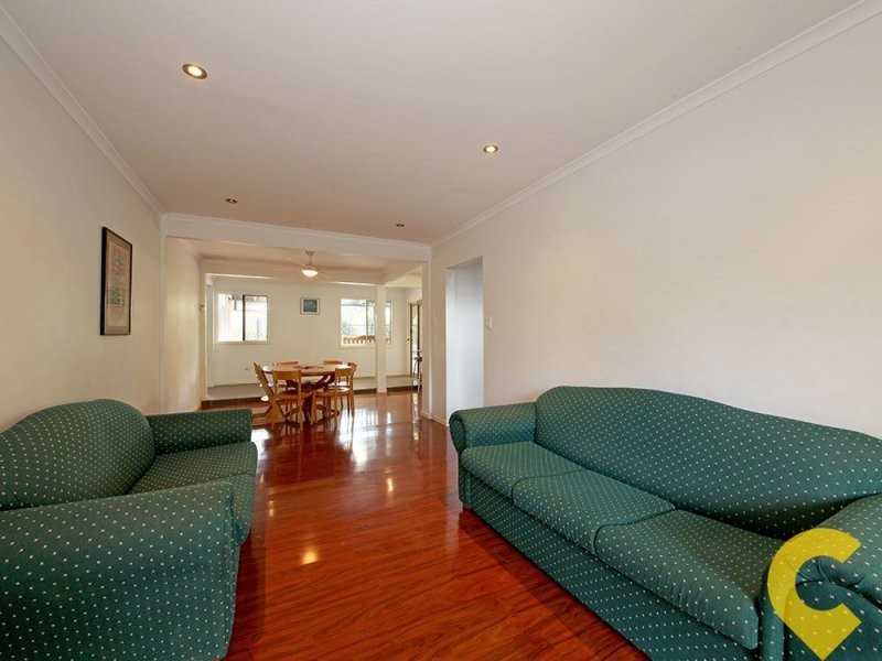 6 Shields Street, Redcliffe QLD 4020