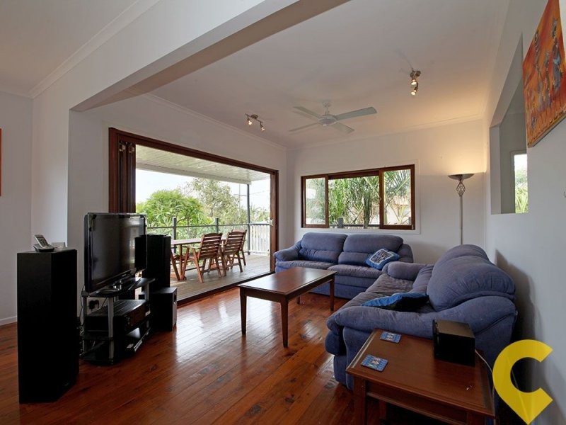 6 Shields Street, Redcliffe QLD 4020