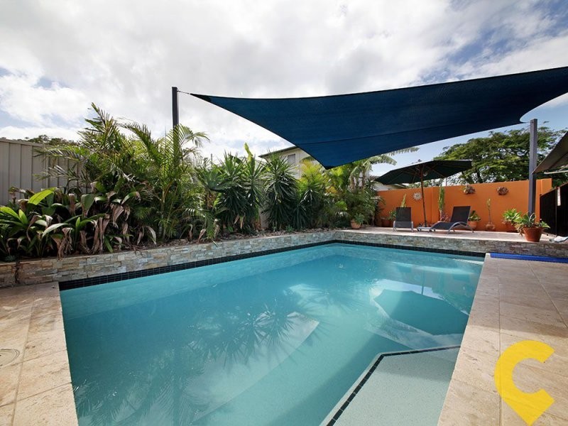 6 Shields Street, Redcliffe QLD 4020