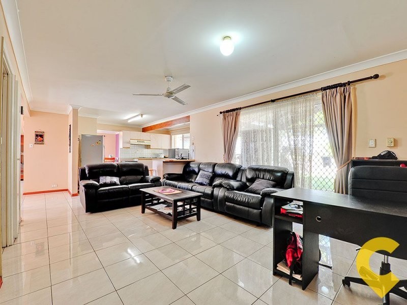 455 Broadwater Road, Mansfield QLD 4122