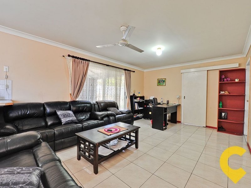 455 Broadwater Road, Mansfield QLD 4122