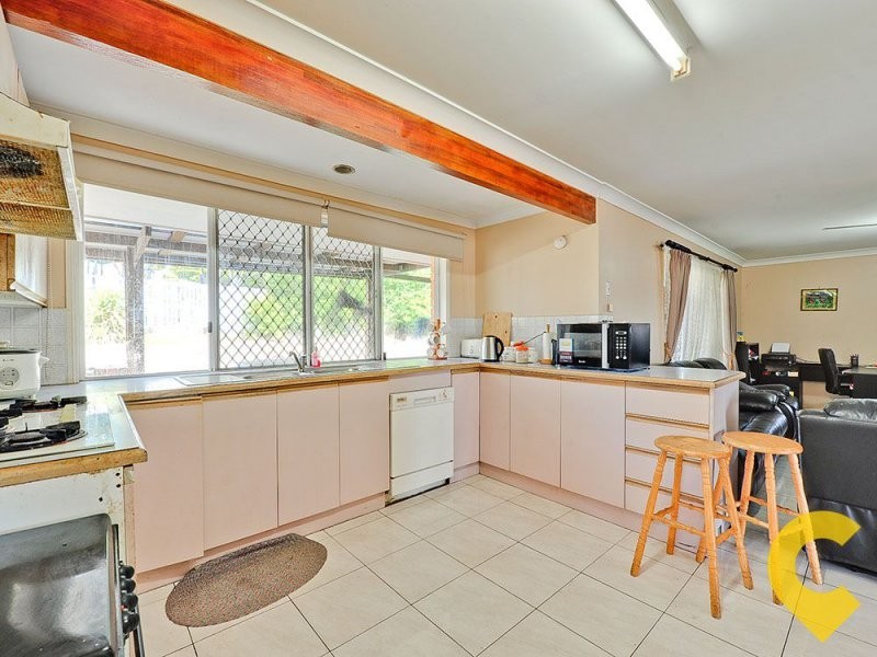 455 Broadwater Road, Mansfield QLD 4122