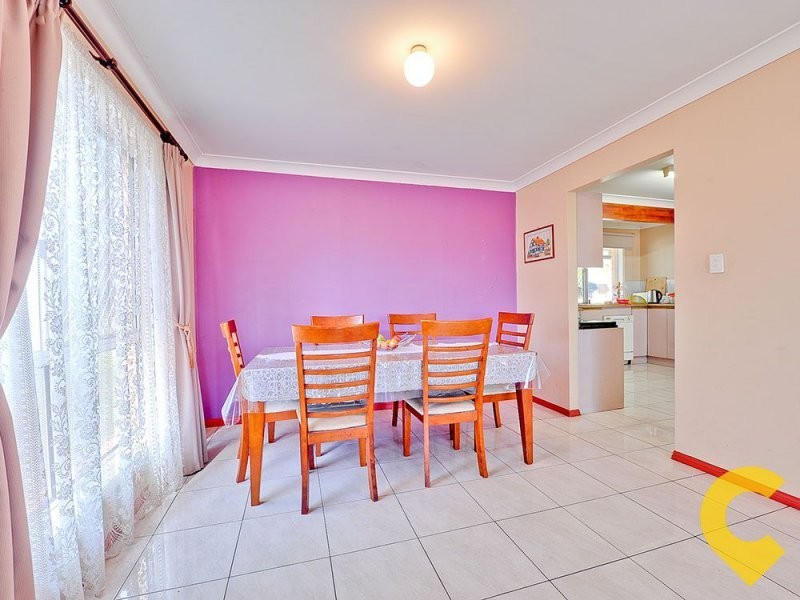 455 Broadwater Road, Mansfield QLD 4122