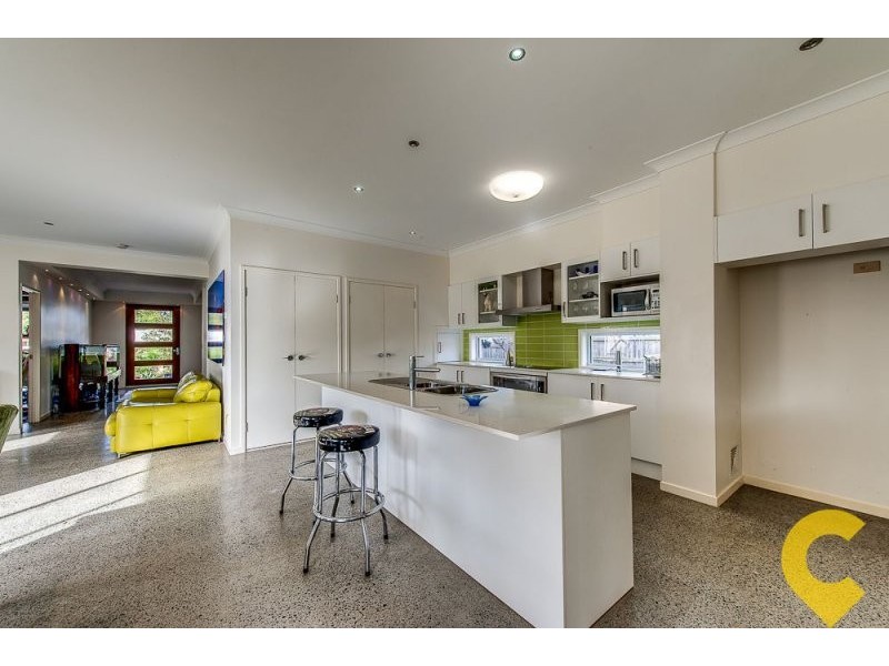 19 Ebony Crescent, Redland Bay QLD 4165