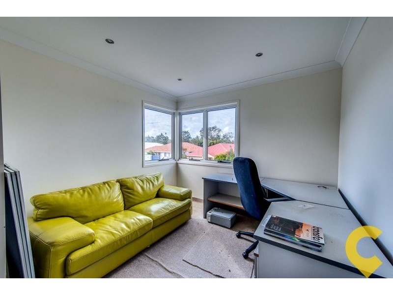 19 Ebony Crescent, Redland Bay QLD 4165