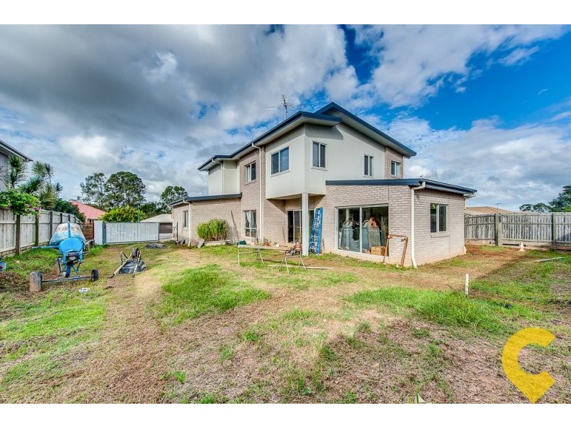 19 Ebony Crescent, Redland Bay QLD 4165