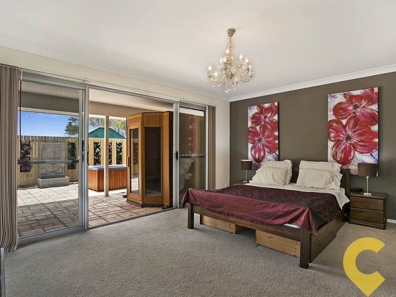 27 Castlereagh Place, Anstead QLD 4070