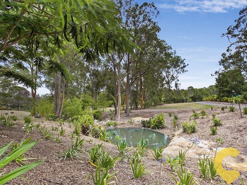 27 Castlereagh Place, Anstead QLD 4070