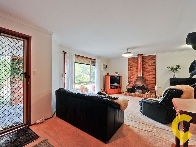 4 Christole Court, Carina QLD 4152