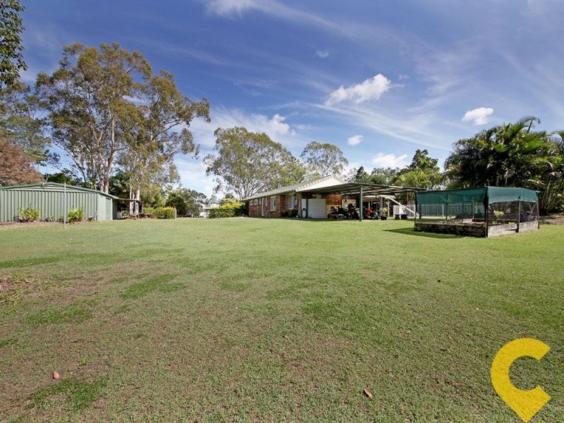 128 Hall Road, Elimbah QLD 4516