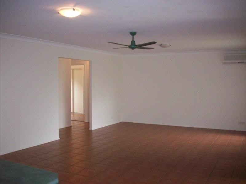 3 Dundee Place, Upper Kedron QLD 4055