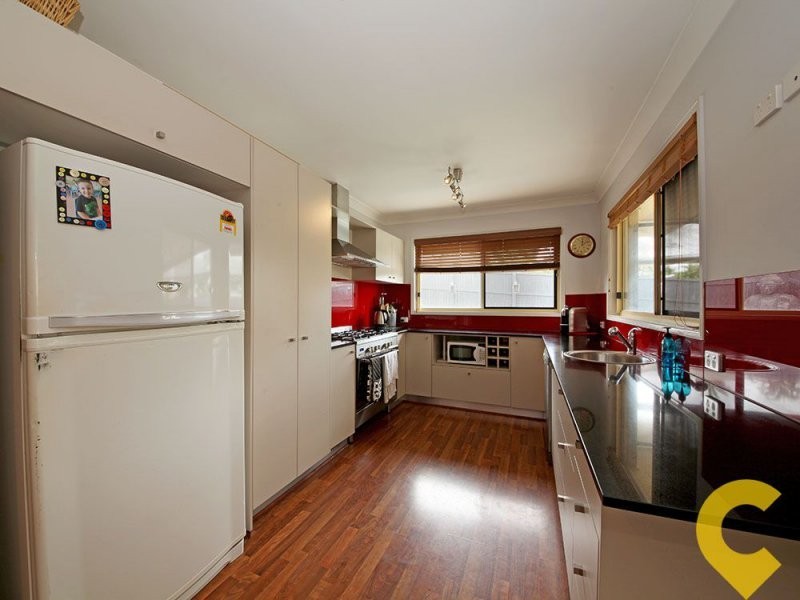 4 Maple Street, Kallangur QLD 4503