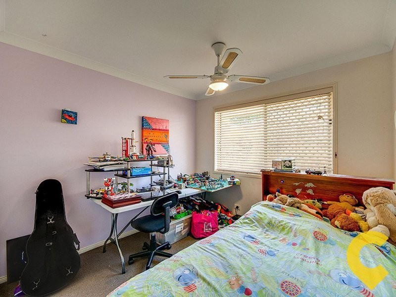 7 Arlington Drive, Arana Hills QLD 4054