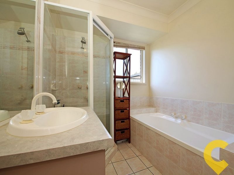 2/8 Elwick Place, Bracken Ridge QLD 4017