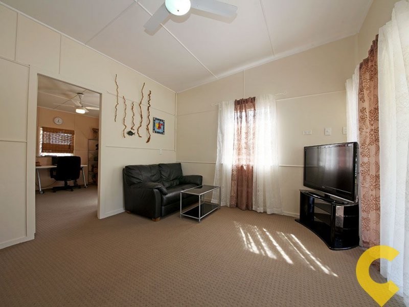 8 Airlie Avenue, Deception Bay QLD 4508