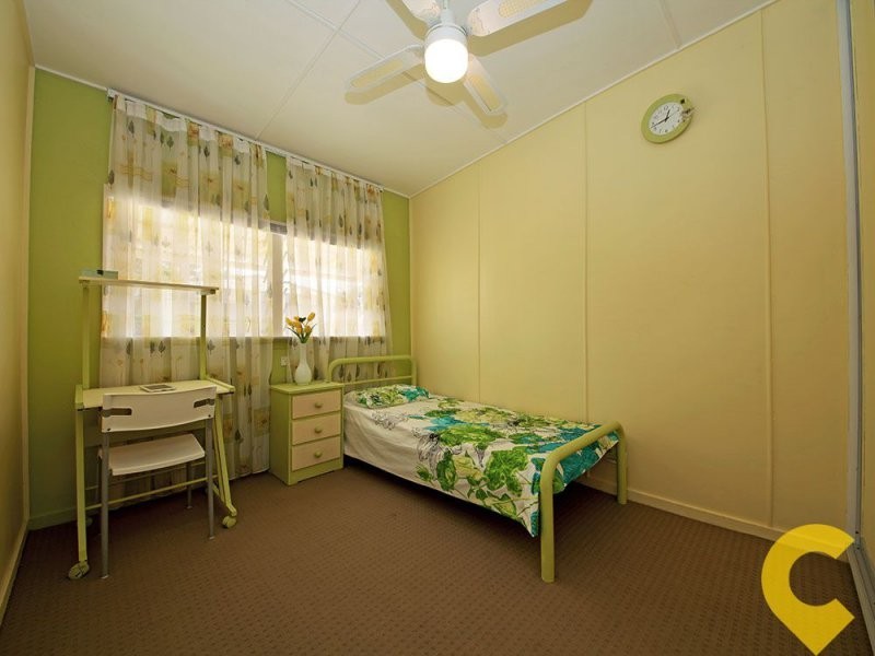 8 Airlie Avenue, Deception Bay QLD 4508